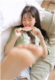 学长的手指在里面转动的写作